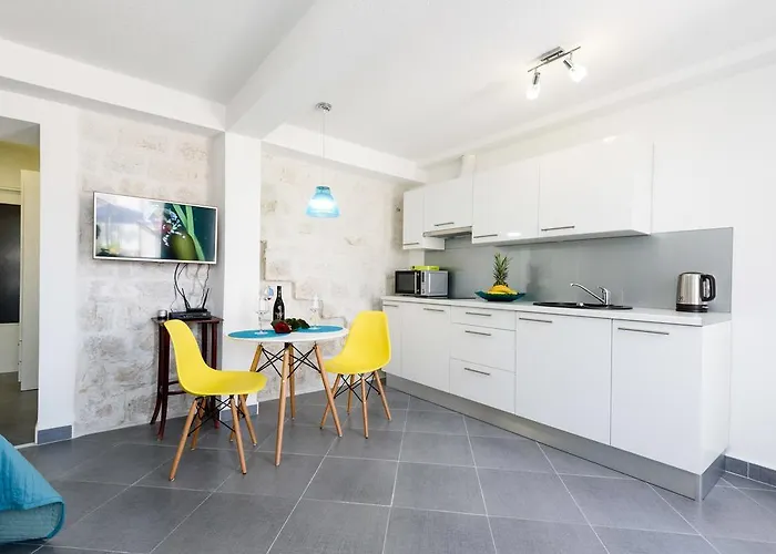 Apartment Tironi Trogir